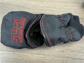 DEATHGRIP GLOVE CO SLUSH MITTS SIZE MEDIUM